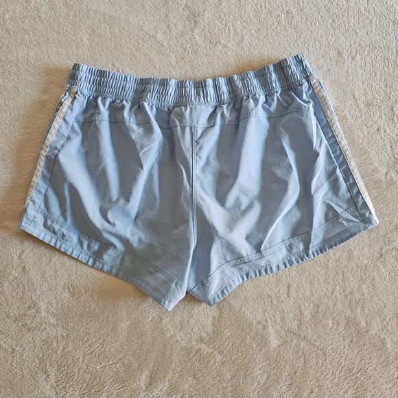 Adidas Women Climalite 3 Stripe Pull On Shorts Size Large Powder Blue Athletic - Picture 7 of 11